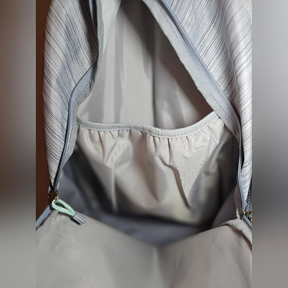Eastsport Unisex Sport Voltage Backpack Gray NEW